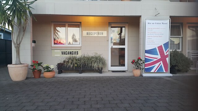 シックス オン ユニオン