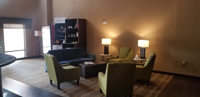 コンフォート スイーツ サウス ポイント - ハンティングトン