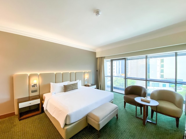 シティ シーズンズ ホテル ドバイ エアポート