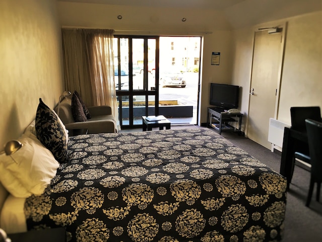 ケーブル コート モーテル