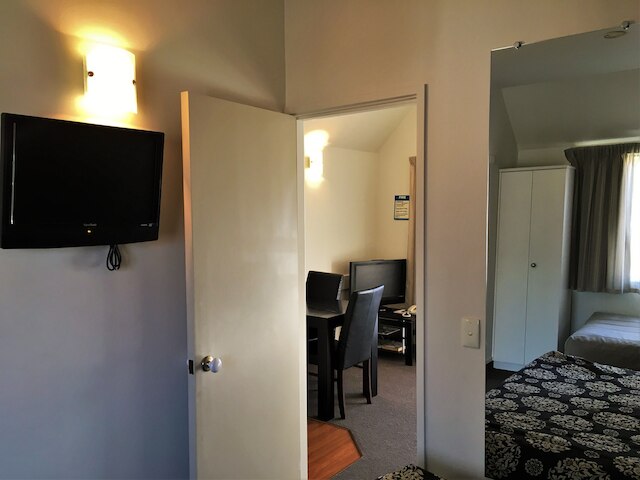 ケーブル コート モーテル