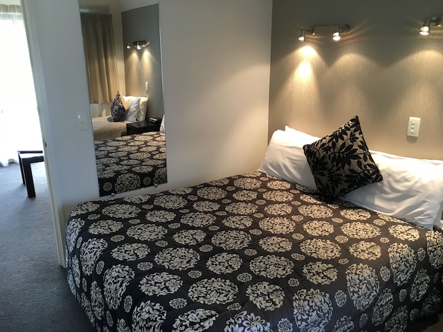 ケーブル コート モーテル