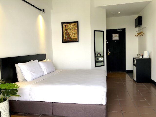 フラミンゴ ホテル バイ ザ レイク