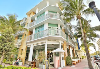 ザ ローカル ハウス