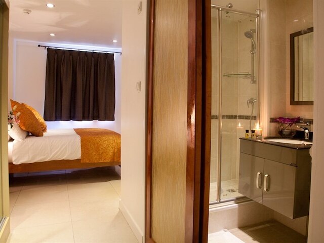 シティ イン ラッセル スクエア