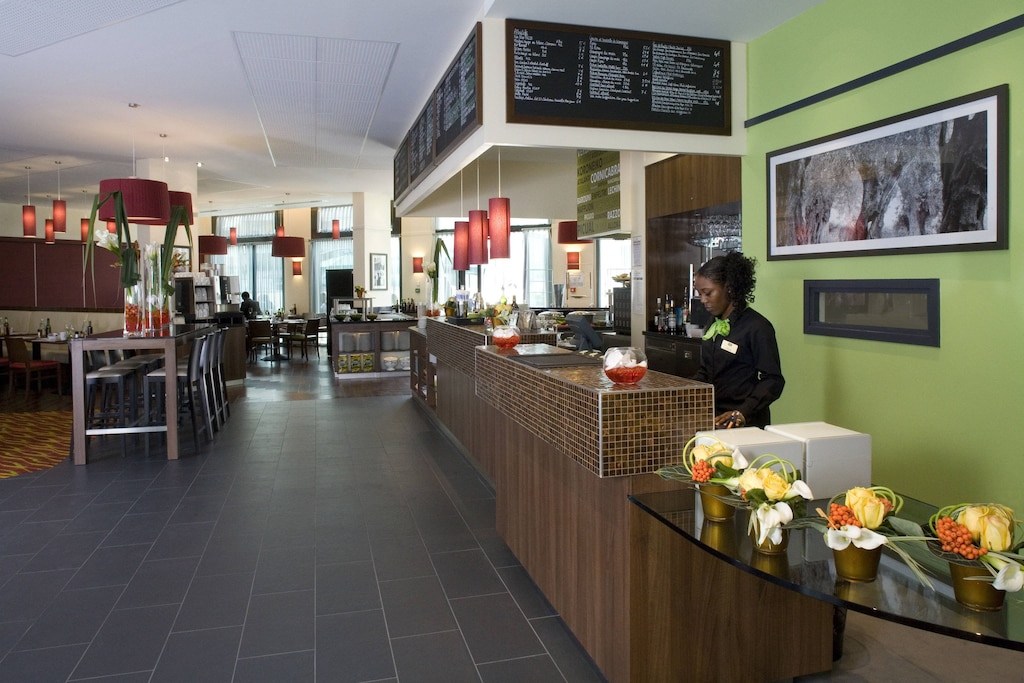 9.コートヤード バイ マリオット パリ サン ドニ