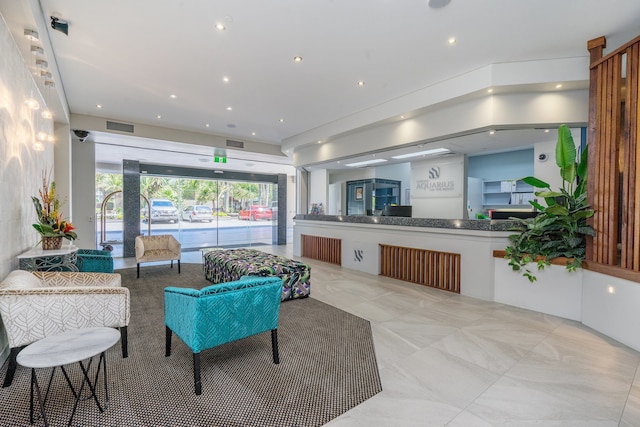 サーファーズ アクエリアス