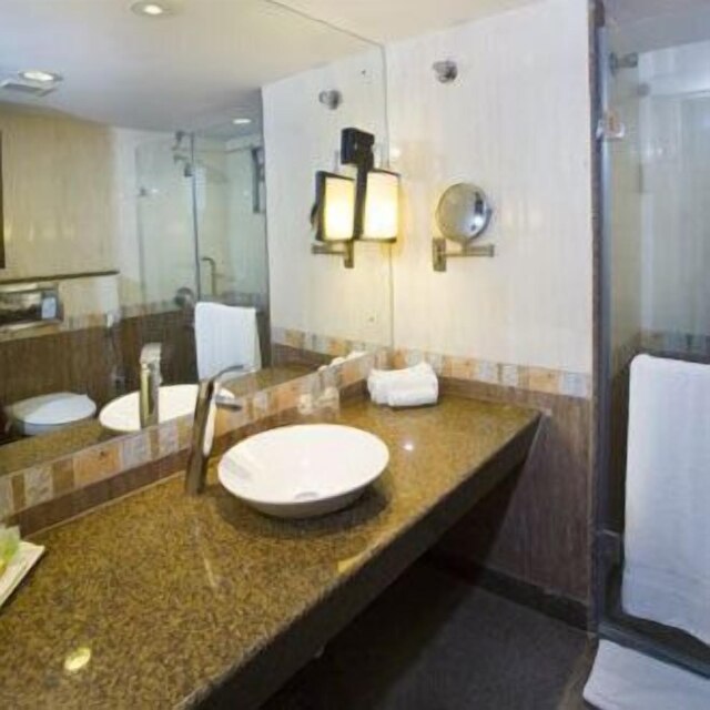 ザ HHI セレクト ベンガルール