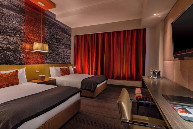 W サンティアゴ