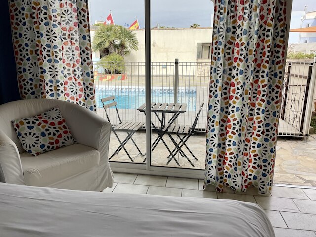 アメリック ホテル パラヴ プラージュ