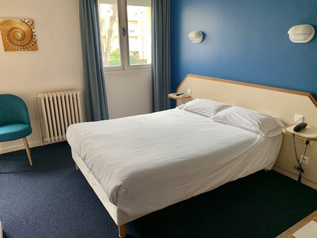 アメリック ホテル パラヴ プラージュ