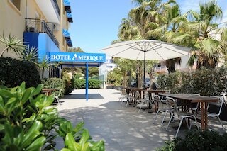 アメリック ホテル パラヴ プラージュ