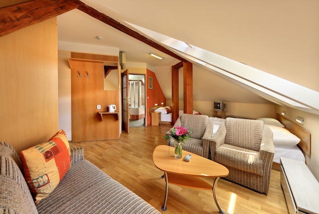 ホテル ゴールデン シティ ガルニ