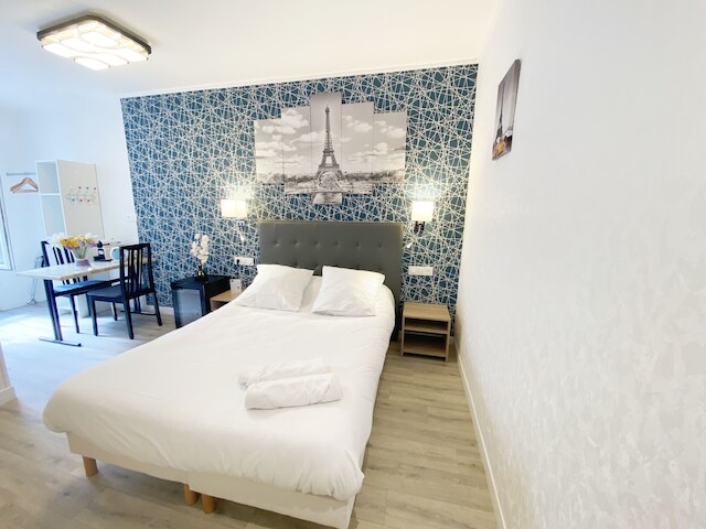 オテル アヴィアティック