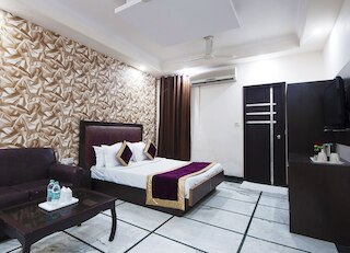 ホテル アプラ イン