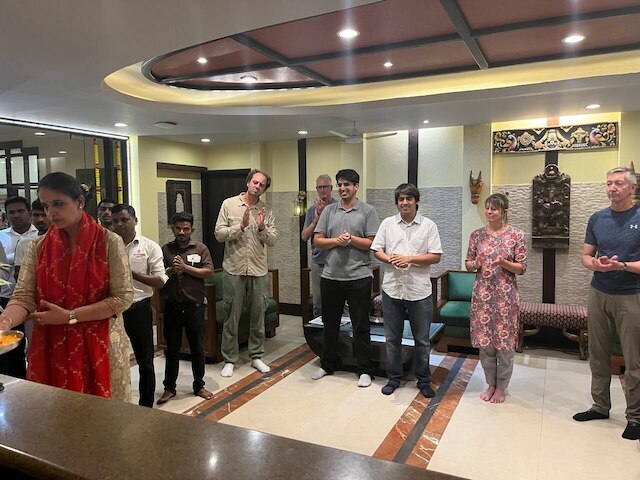 ホテル プージャ パレス