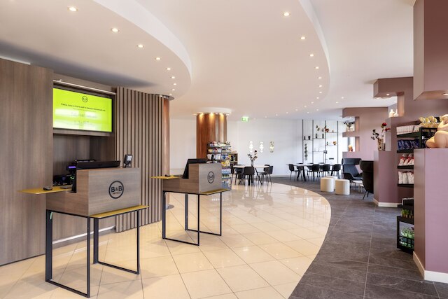 B&B ホテル サッスオロ