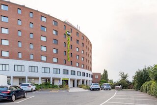 B&B ホテル サッスオロ