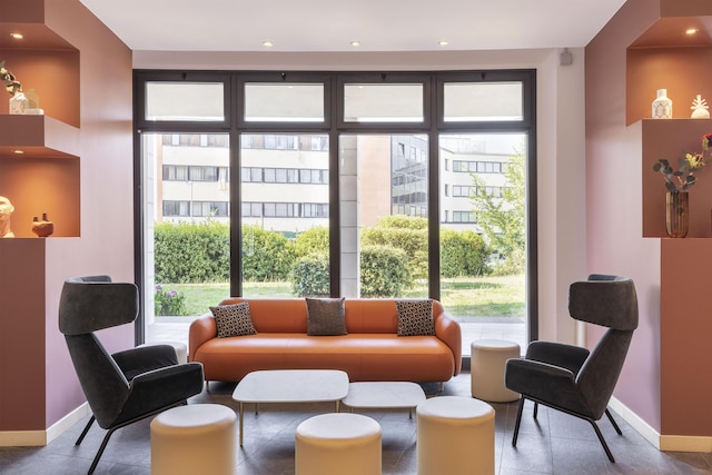 B&B ホテル サッスオロ