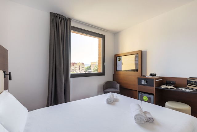 B&B ホテル サッスオロ