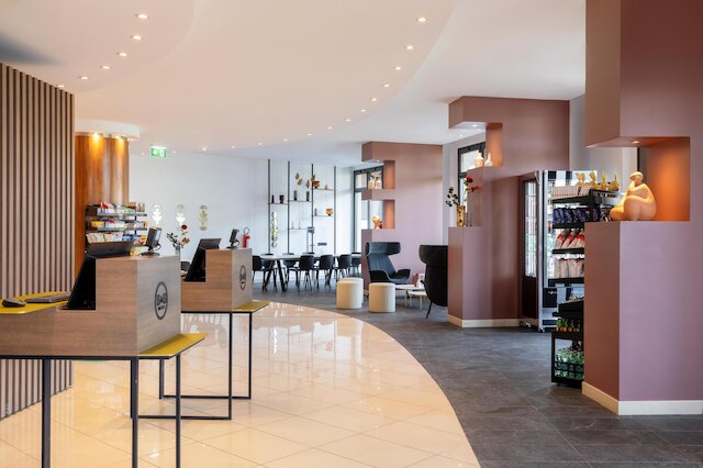 B&B ホテル サッスオロ