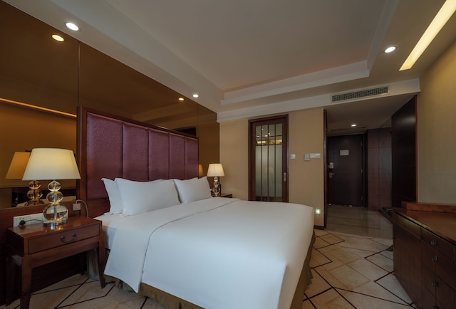 成都 ティエンフー サンシャイン ホテル (成都天府陽光酒店)