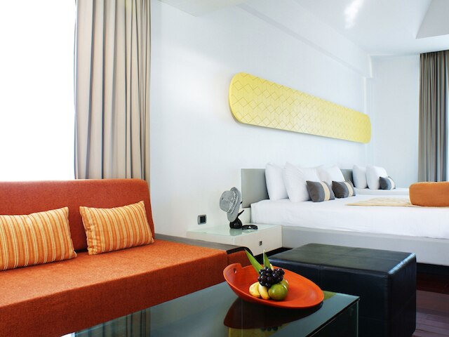 Z スルー バイ ザ ザイン