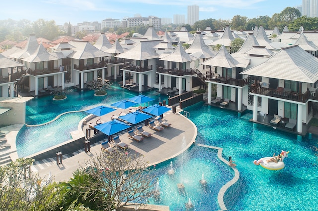 Z スルー バイ ザ ザイン