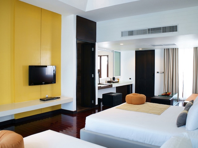 Z スルー バイ ザ ザイン