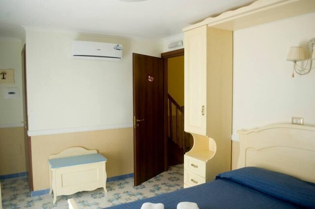 ベッド & ブレックファスト メデア