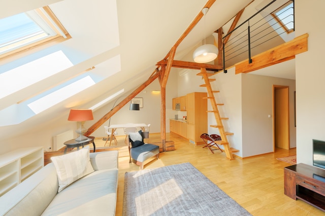 ハンガー ウォール レジデンス