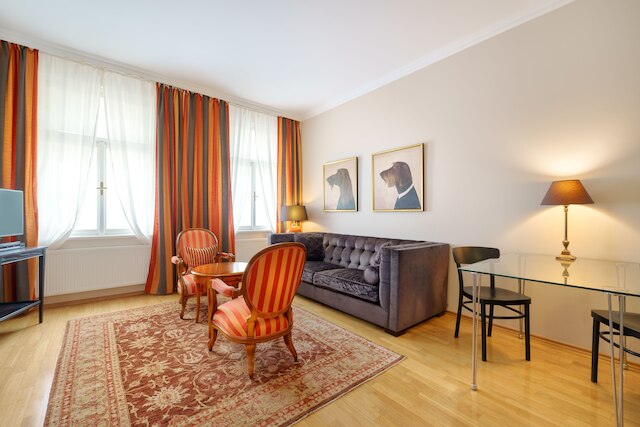 ハンガー ウォール レジデンス