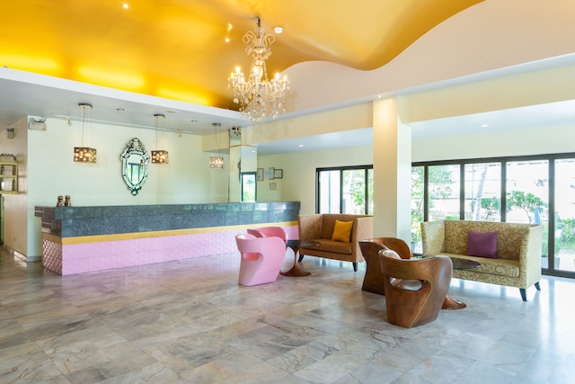 ベラ ヴィラ メトロ