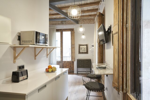 AinB ゴシック ジャウメ I アパートメンツ