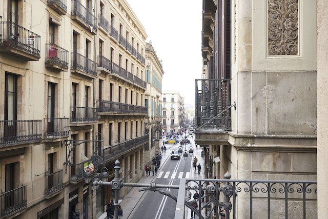 AinB ゴシック ジャウメ I アパートメンツ