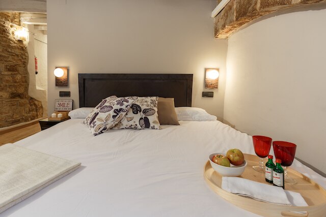 AinB ピカソ コルデルス アパートメンツ