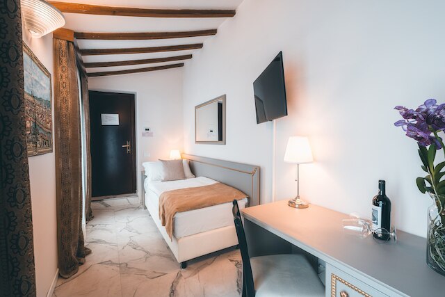 ホテル パラッツォ ベンチ