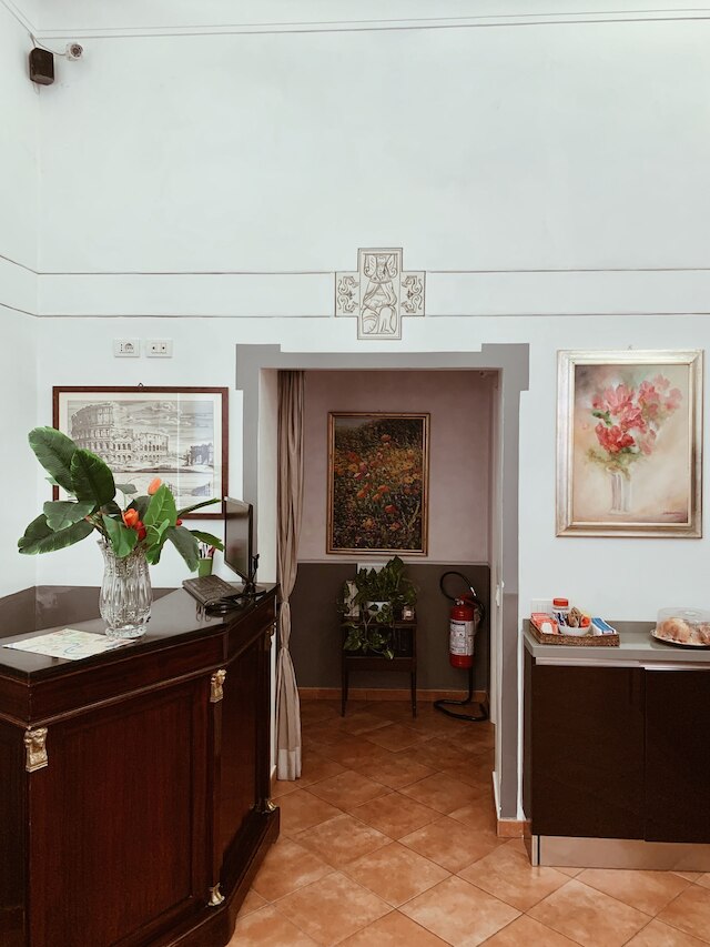 レジデンザシャラ