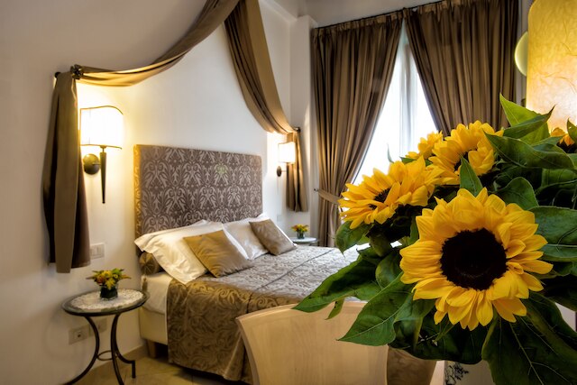 アッラ ヴィーテ ドラータ