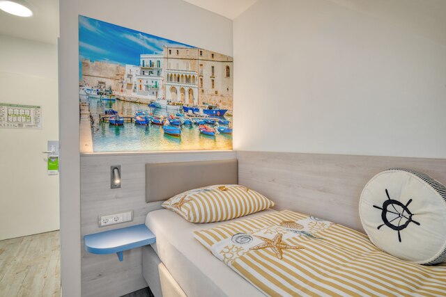 ホテル アローザ - デュッセルドルフ オーベルカッセル