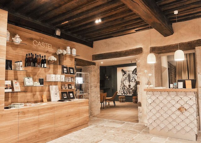 カステル デ トレス ジラルド