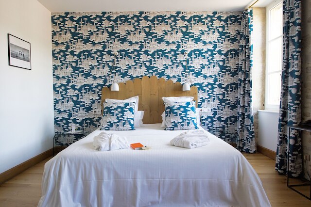 カステル デ トレス ジラルド