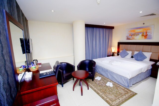 ロイヤル ファルコン ホテル