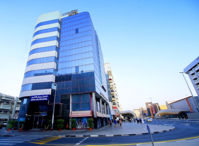 ロイヤル ファルコン ホテル