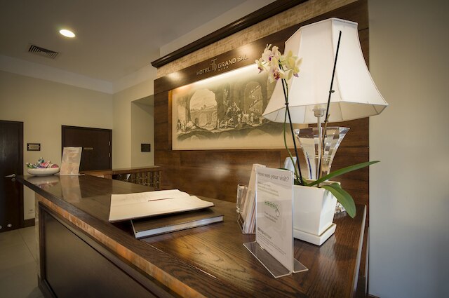 ホテル グランド サル