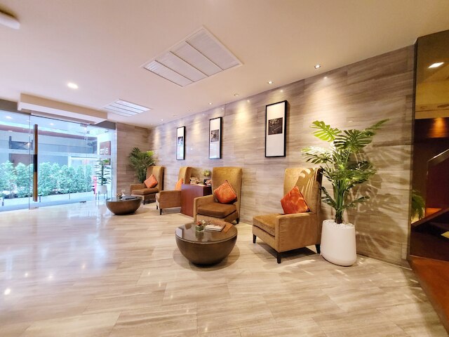 オン8 スクンビット ナナ バンコク