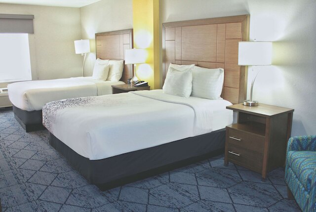 ラ キンタ イン & スイーツ バイ ウィンダム ネー ロング ビーチ / サイプレス