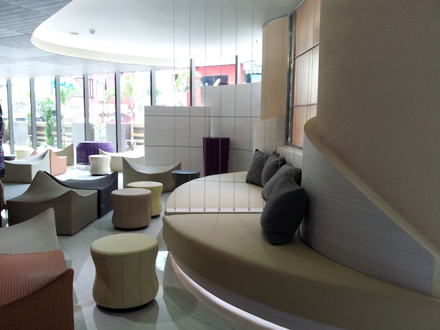 The Pattaya Discovery Beach Hotel Pattaya（パタヤ ディスカバリー ビーチ ホテル パタヤ）