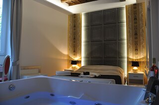 ナヴォーナ ナイス ルーム