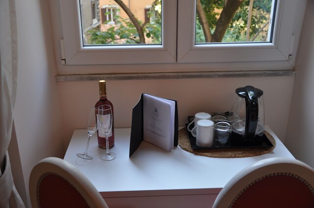 ナヴォーナ ナイス ルーム